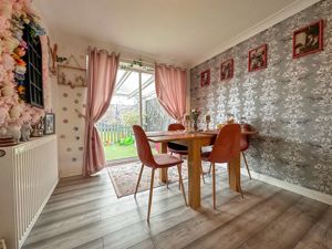 DINING ROOM- click for photo gallery